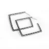 Boucles d’oreilles créoles carrées CH Plus Boucles d’oreilles créoles carrées CH Plus