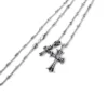 Petit collier avec croix et breloque Babyfat serti de diamants Petit collier avec croix et breloque Babyfat serti de diamants