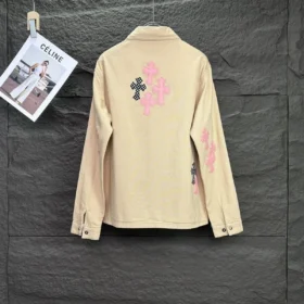 Veste Chrome Hearts avec croix roses et noires